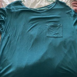 American Eagle soft and sexy t